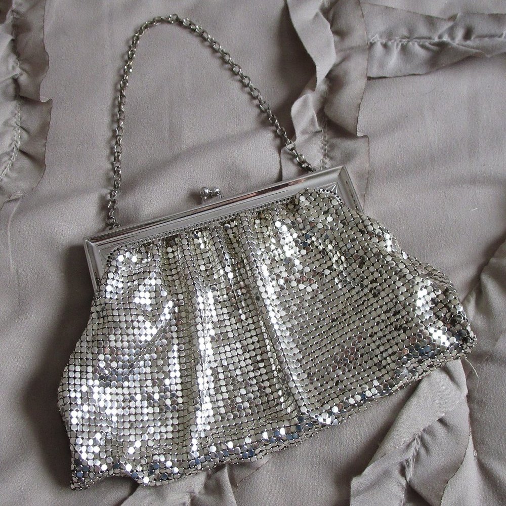 metal mesh Whiting & Davis wristlet